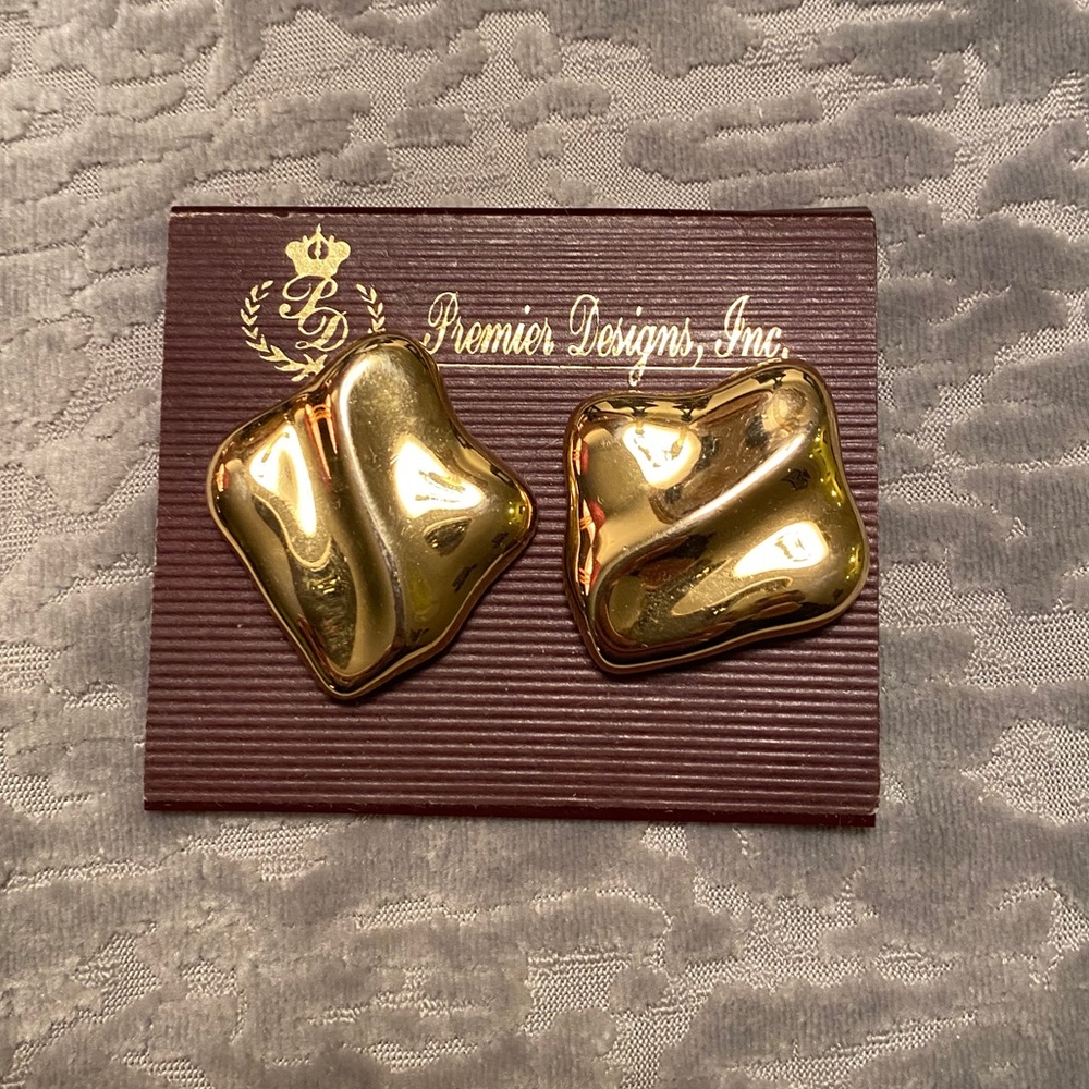 Premier Designs Meltdown clip earrings